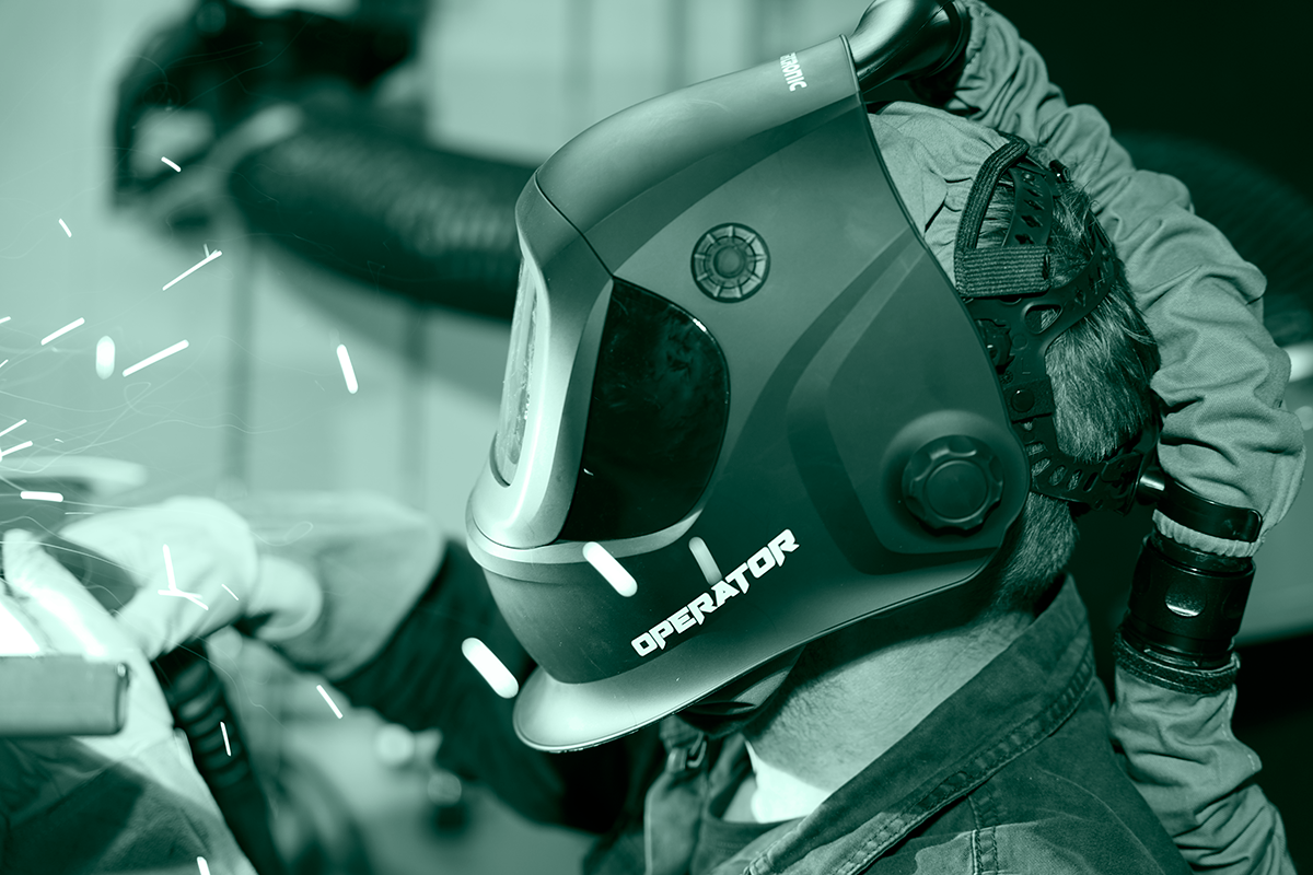 фотосоларен заваръчен шлем migatronic operator,